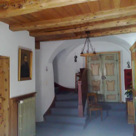 Appart hôtel & Chasa Valar 3*