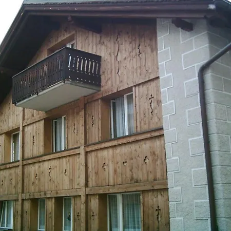 Appart hôtel & Chasa Valar 3*