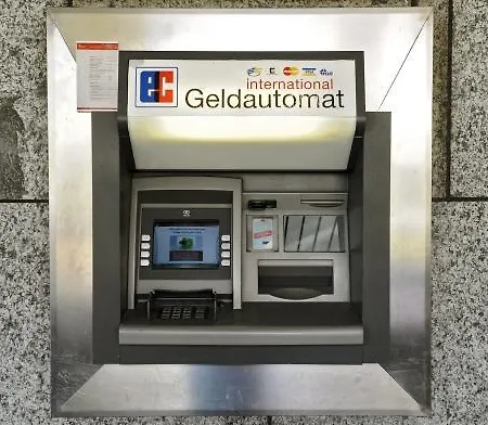 & Chasa Valaer سكول