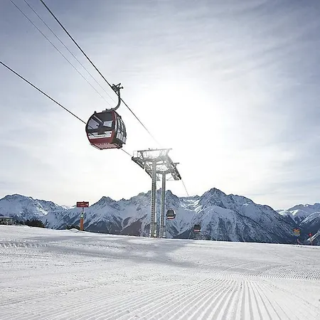 Appart hôtel & Chasa Valar Scuol