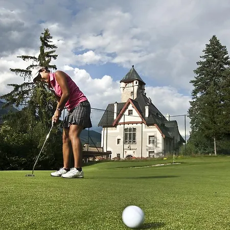 & Chasa Valaer Aparthotel Scuol