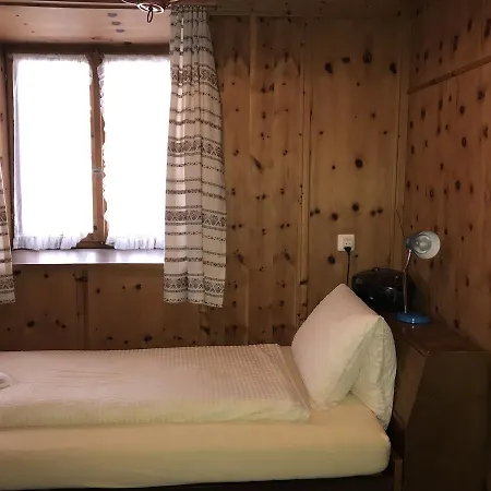 Hotel apartamentowy & Chasa Valaer