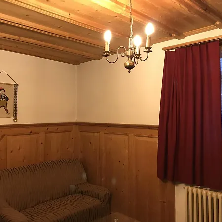 Chasa Valaer Ξενοδοχείο με διαμερίσματα Scuol