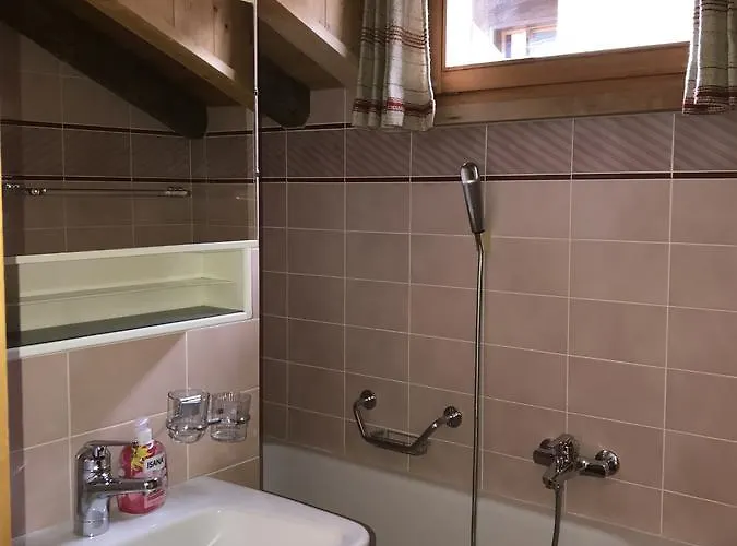 & Chasa Valaer Aparthotel