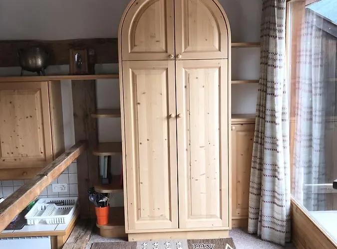 B ＆ B ＆ チャザー ヴァリア 3*