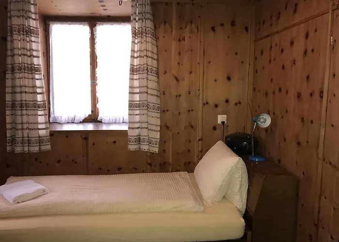 アパートホテル B ＆ B ＆ チャザー ヴァリア