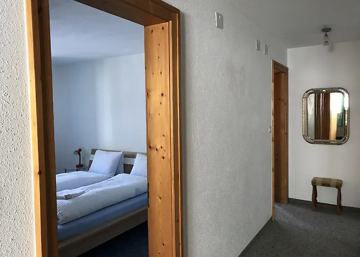 & Chasa Valaer Aparthotel Scuol