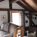 & Chasa Valaer Scuol