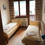 & Chasa Valaer Lejlighedshotel Scuol