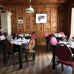 Lejlighedshotel & Chasa Valaer 3*