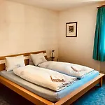 & Chasa Valaer 3* Scuol