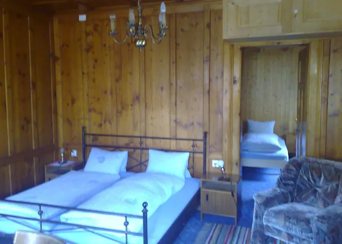 Apart-hotel & Chasa Valaer Scuol