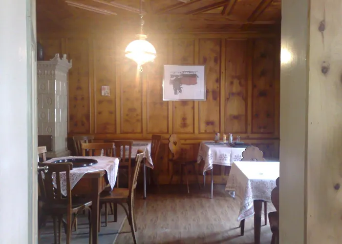 Apart-hotel & Chasa Valaer