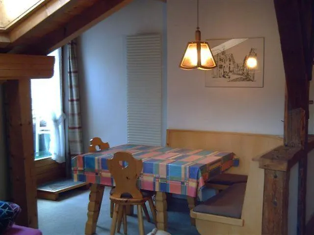 & Chasa Valaer Apart-hotel 3*