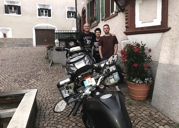 & Chasa Valaer Scuol