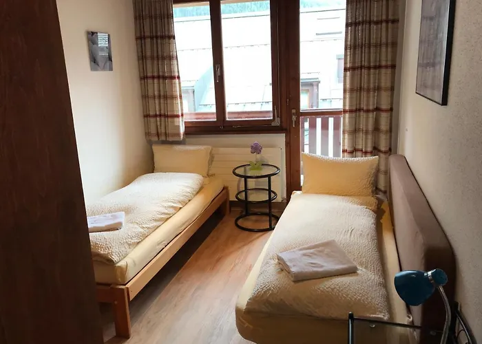 & Chasa Valaer Apart-hotel Scuol